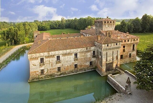Vue sur le Château Padernello