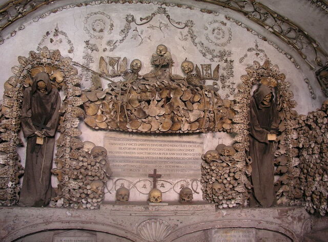 Autel dans la Crypte de Santa Maria della Concezione