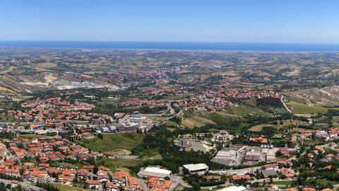 Vue panoramique sur la ville de Saint Marin