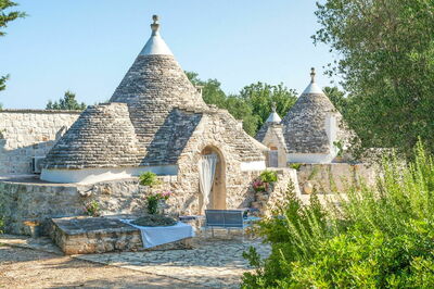 Trullo Petrelli, extérieur