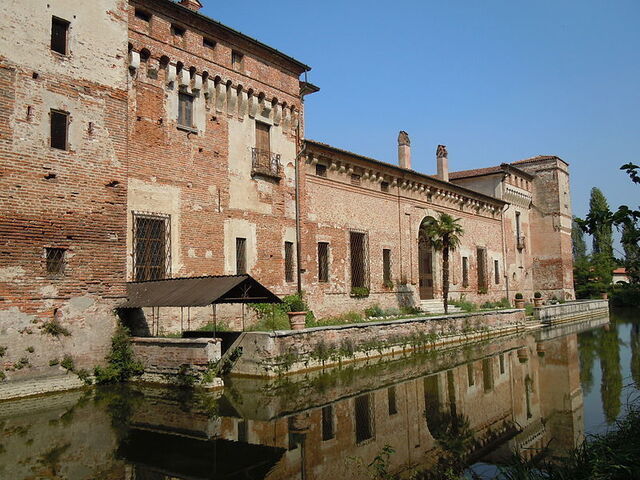 Façade du Château de Padernello