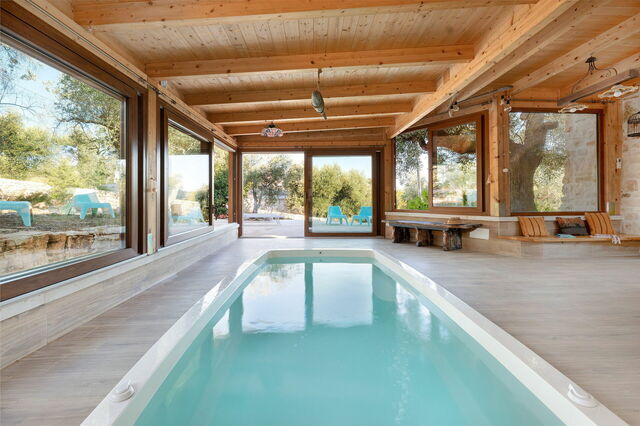 Trulli di Grieco, piscine intérieure