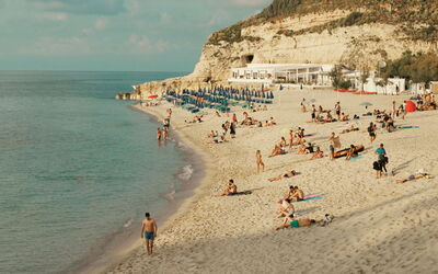 Sur la plage de Tropea
