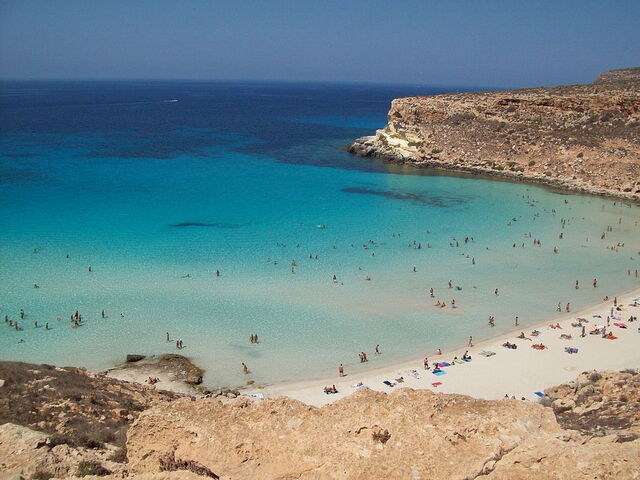 La plage des Lapins