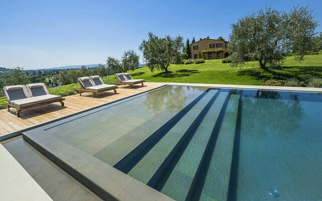 Villa Di Corazzano, piscine