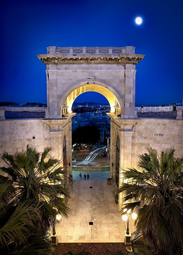 Bastion di Saint Remy de nuit