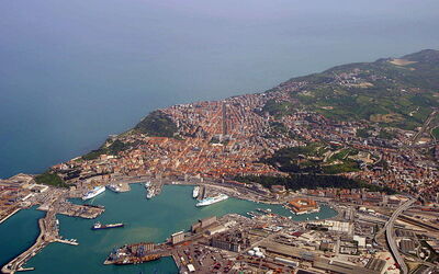 Vue aérienne du port d'Ancône