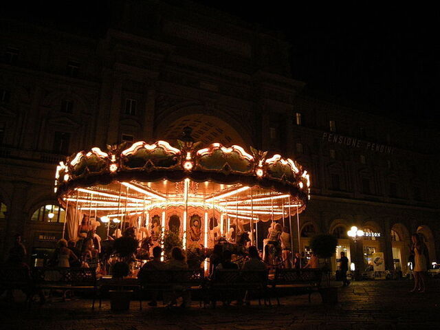 Caroussel, Piazza della Repubblica