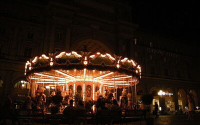Caroussel, Piazza della Repubblica