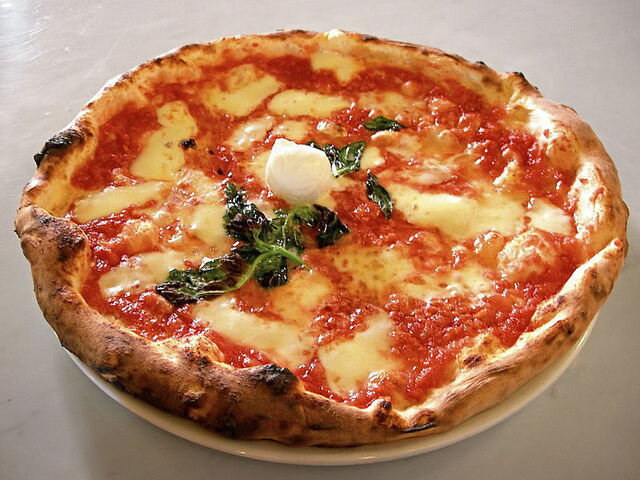 La  Pizza Margherita