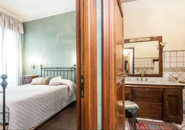 Place d'Espagne Top Emplacement, Chambre