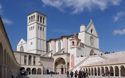 Vue sur la basilique de Saint François