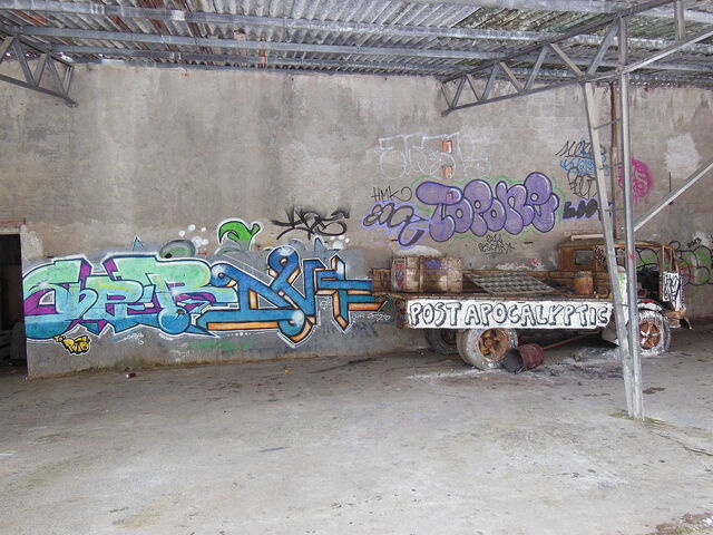 Consonno, graffiti