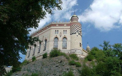 Rochetta Mattei, extérieur