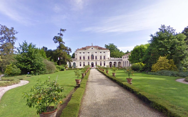 villa