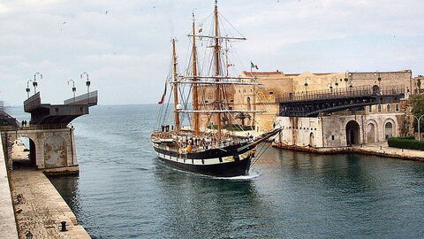 Le fameux pont tournant de Tarante
