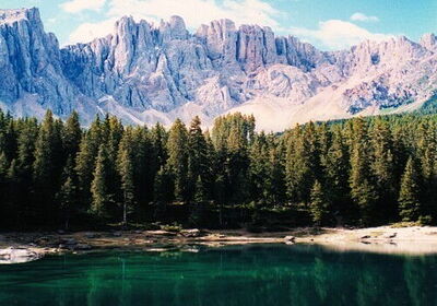 Lac arc-en-ciel de Carezza