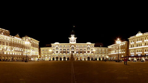 Piazza Unità d'Italia