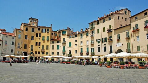 La Piazza anfiteatro