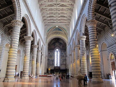 L'intérieur du Duomo d'Orvieto
