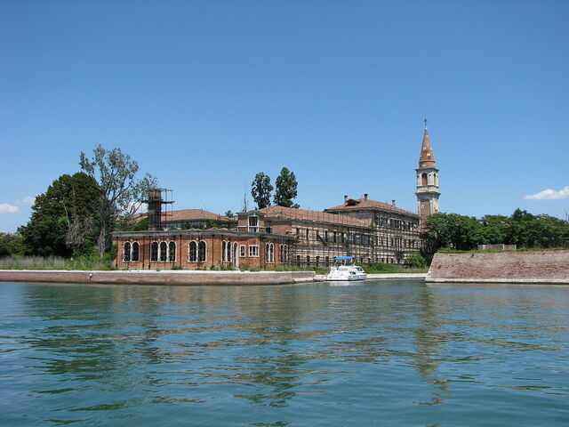 Hôpital psychiatrique sur l'île de Poveglia