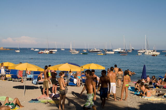frontone plage