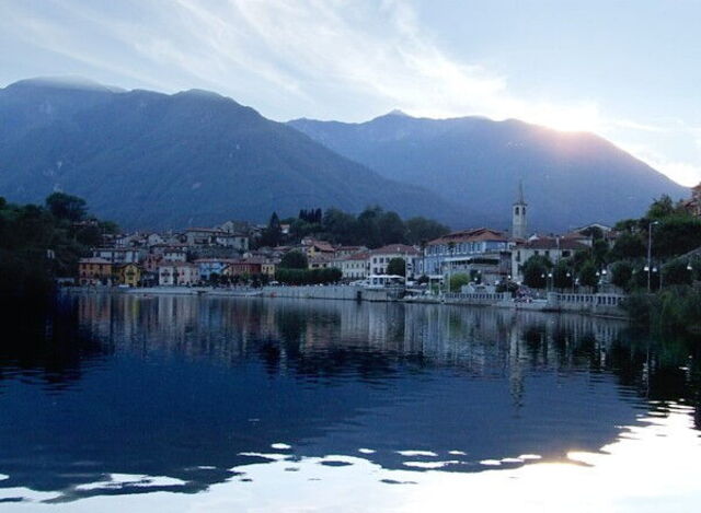 Un coucher de soleil sur Mergozzo