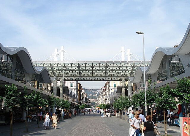 La place du marché de La Spezia