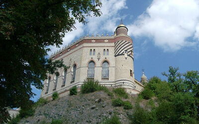 Rochetta Mattei, extérieurs