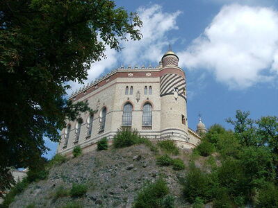 Rochetta Mattei, extérieurs