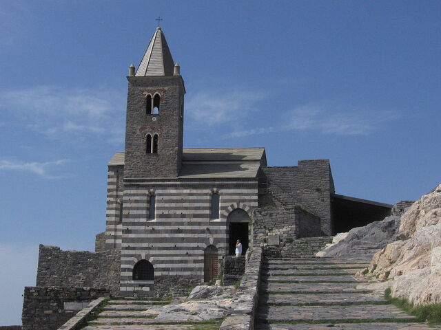 L'église de San Pietro, l'extérieur