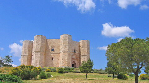 Castel Del Monte