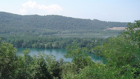 Vue sur les lacs de Monticchio