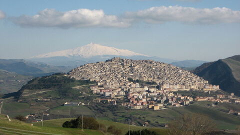 Vue panoramique sur Gangi