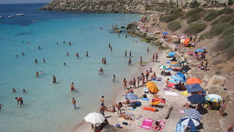 Une plage à Favignana