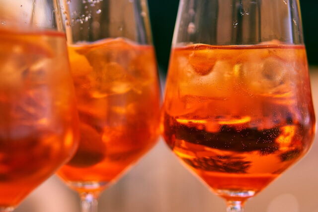 Verres d'Aperol Spritz