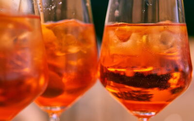 Verres d'Aperol Spritz