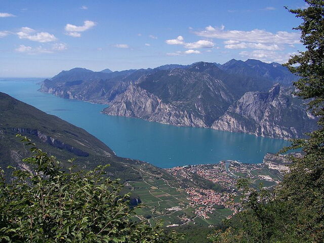 Vue sur le lac de Garde
