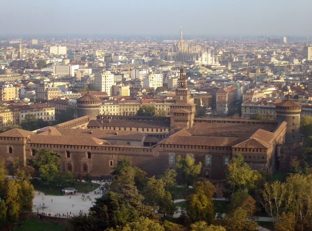 Vue aérienne sur le château des Sforza