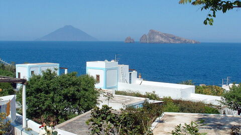 Panarea vue de loin