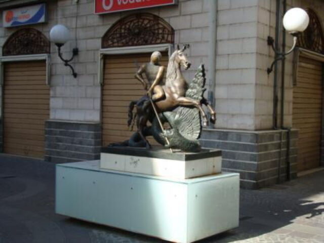 Saint Georges et le dragon de Dali