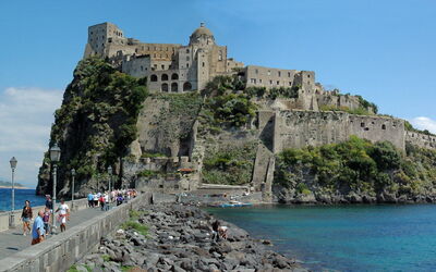 La route menant jusqu'à l'île d'Ischia