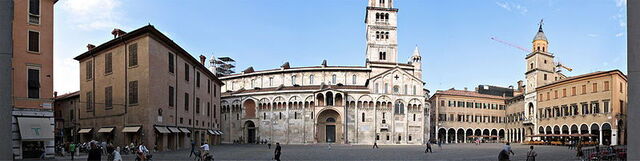 La Piazza Grande