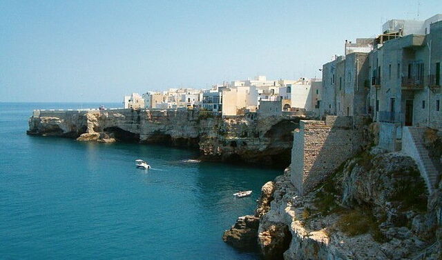 Polignano a Mare, falaises