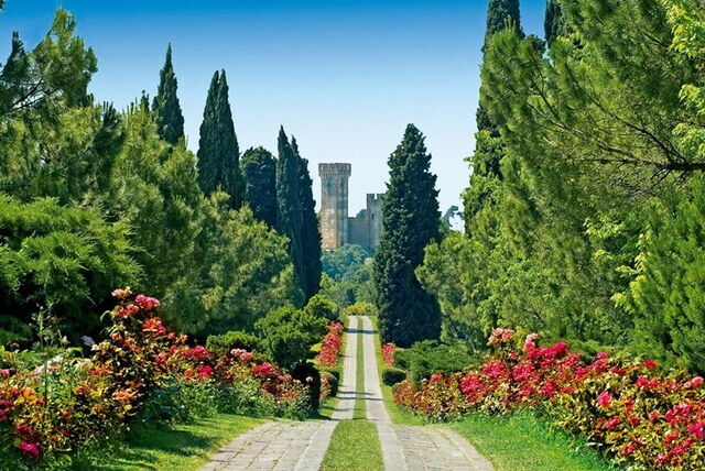 Parco Giardino Sigurtà, Chemin des Roses