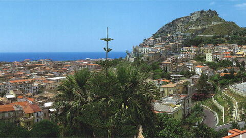 Vue panoramique sur Amantea