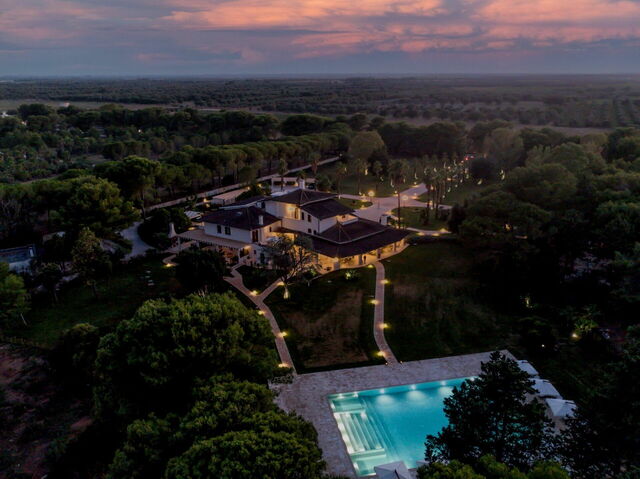 Villa Oria la nuit
