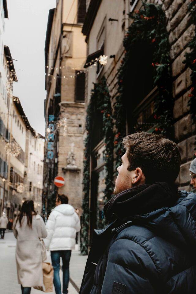 Une rue de Florence à Noël