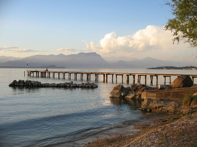 La jetée sur le Lac de Garde