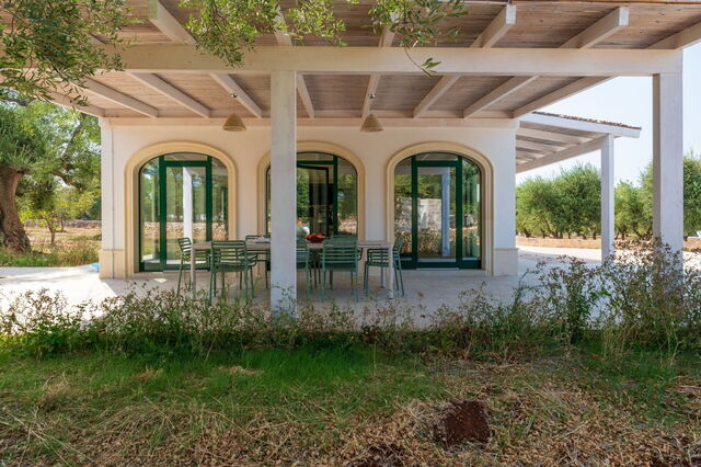 Villa Prestige, porche